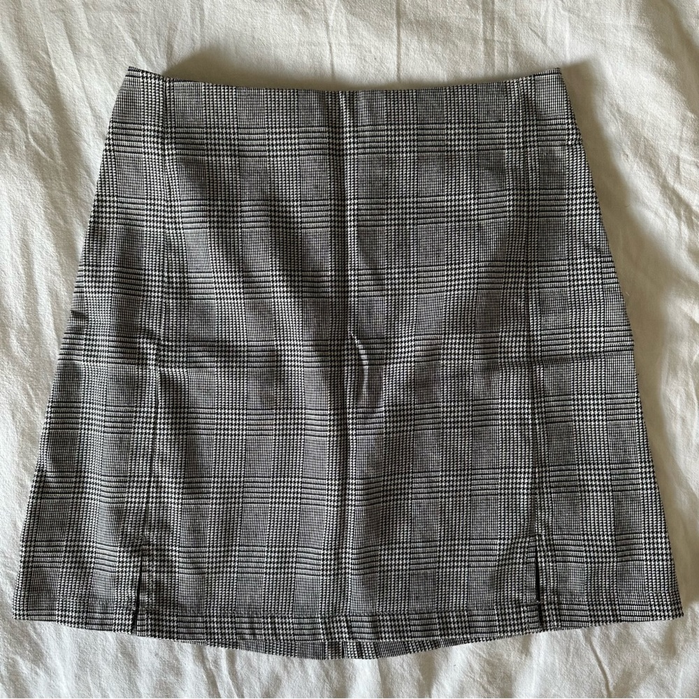 Brandy Melville Plaid Cara Skirt